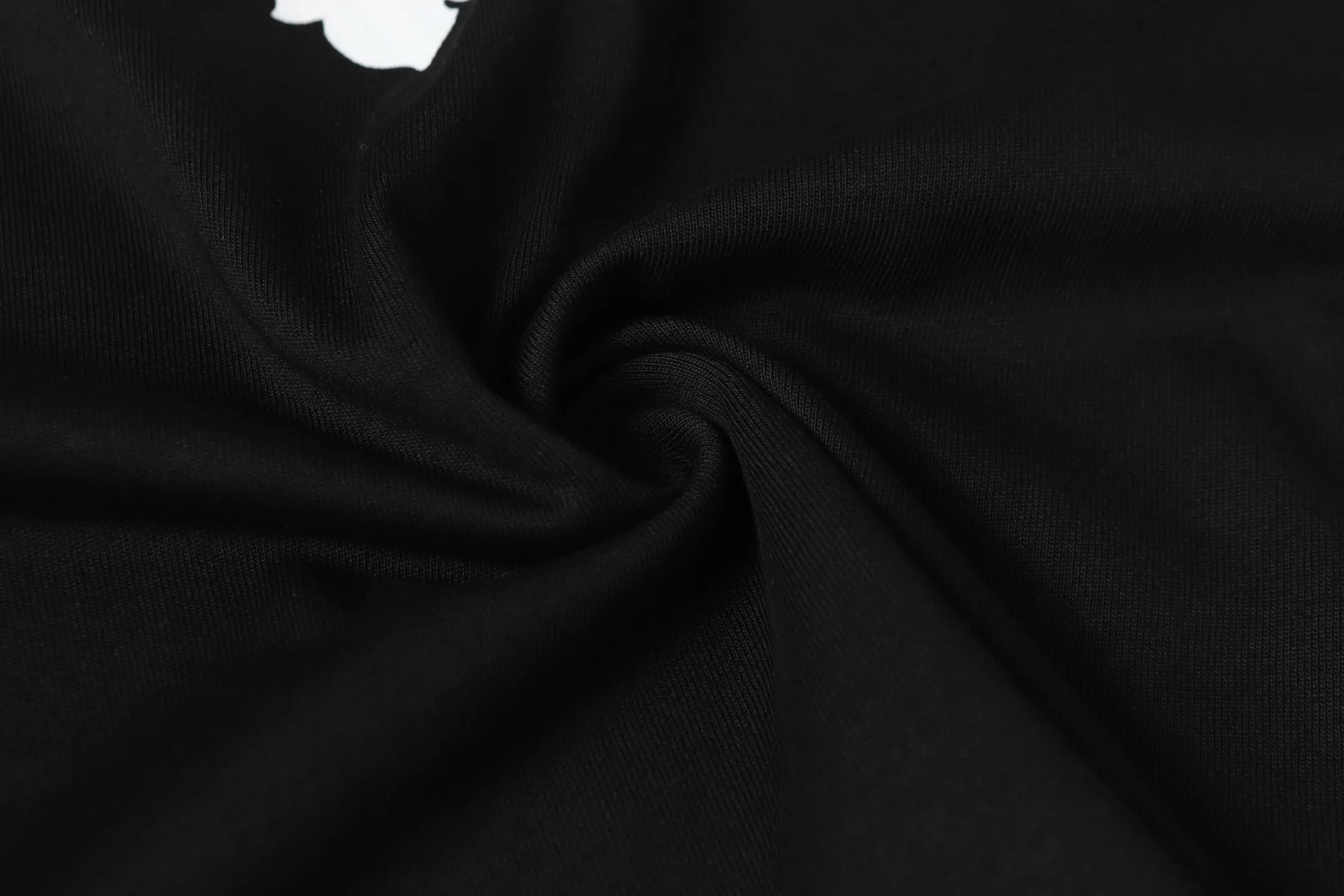 🅿️170 Chrome hearte/Chrome heart ch 25ss Miami limited Sanskrit printed T-shirt short sleeves. A must-have item for daily commuting for men and women in light luxury. The correct version is welcome to compare. Detailed features: ·280 grams of 100% cotton double yarn jersey fabric. ·Special thickened 32 pieces of double-strand 1x1 thread in the same vat. ·Double-needle cross-stitch technology. ·Original main mark washed hangtag. COLOUR: Black White SIZE：s m l xl